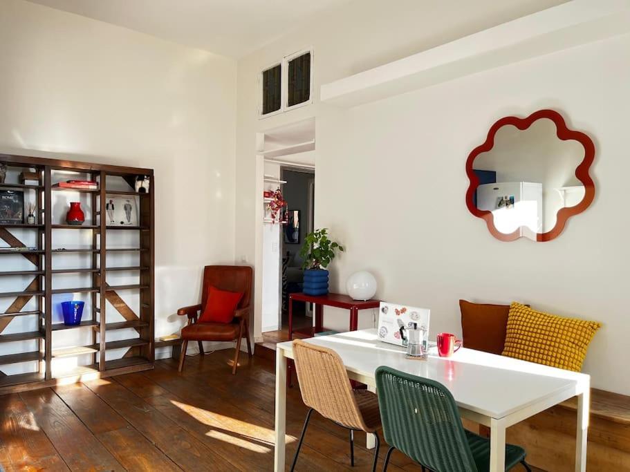 Apartment The Blue Door Rom